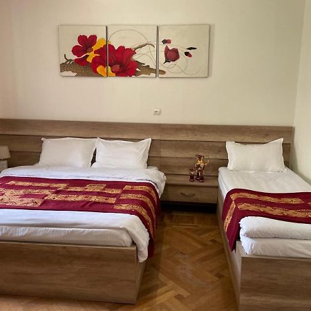 Story Guesthouse Казбеги Екстериор снимка